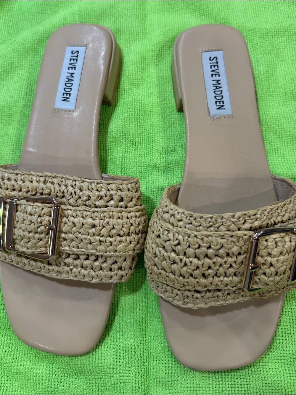 Women’s Steve Madden Slide Sandals Natural Raffia Gold Buckle Size 7